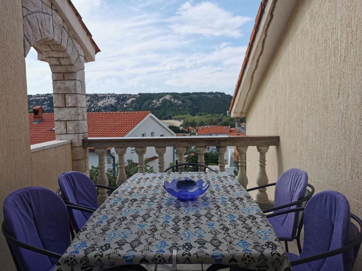 Apartments Miranda Lopar Extérieur photo