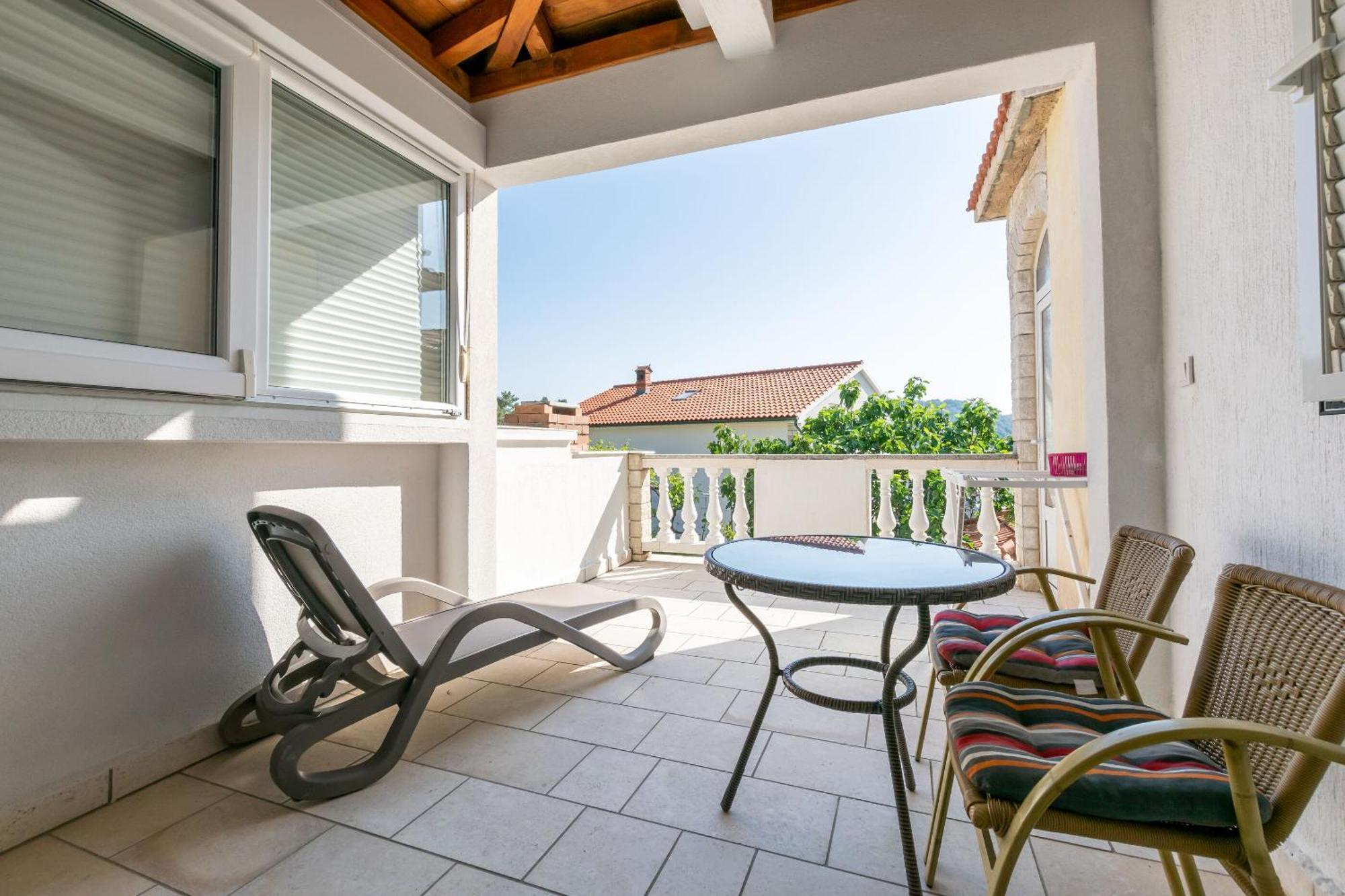 Apartments Miranda Lopar Extérieur photo